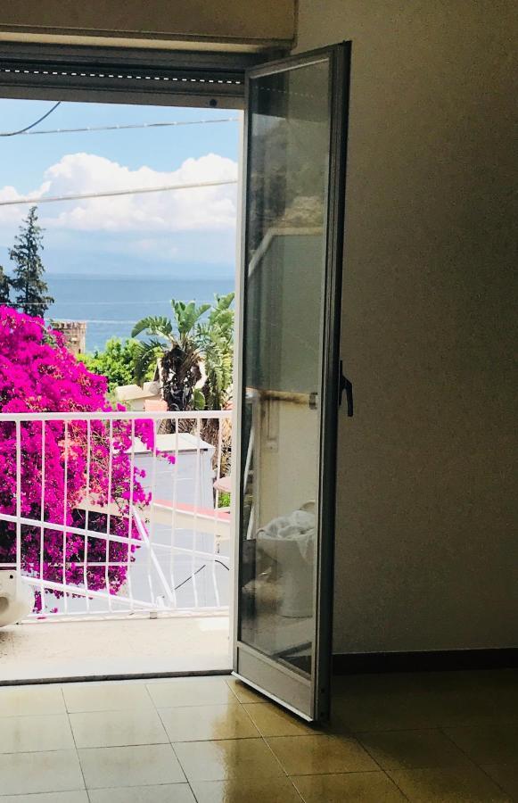 Santuzza Hotel Taormina Exterior foto